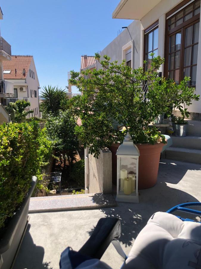 Apartments Coco Хвар Экстерьер фото