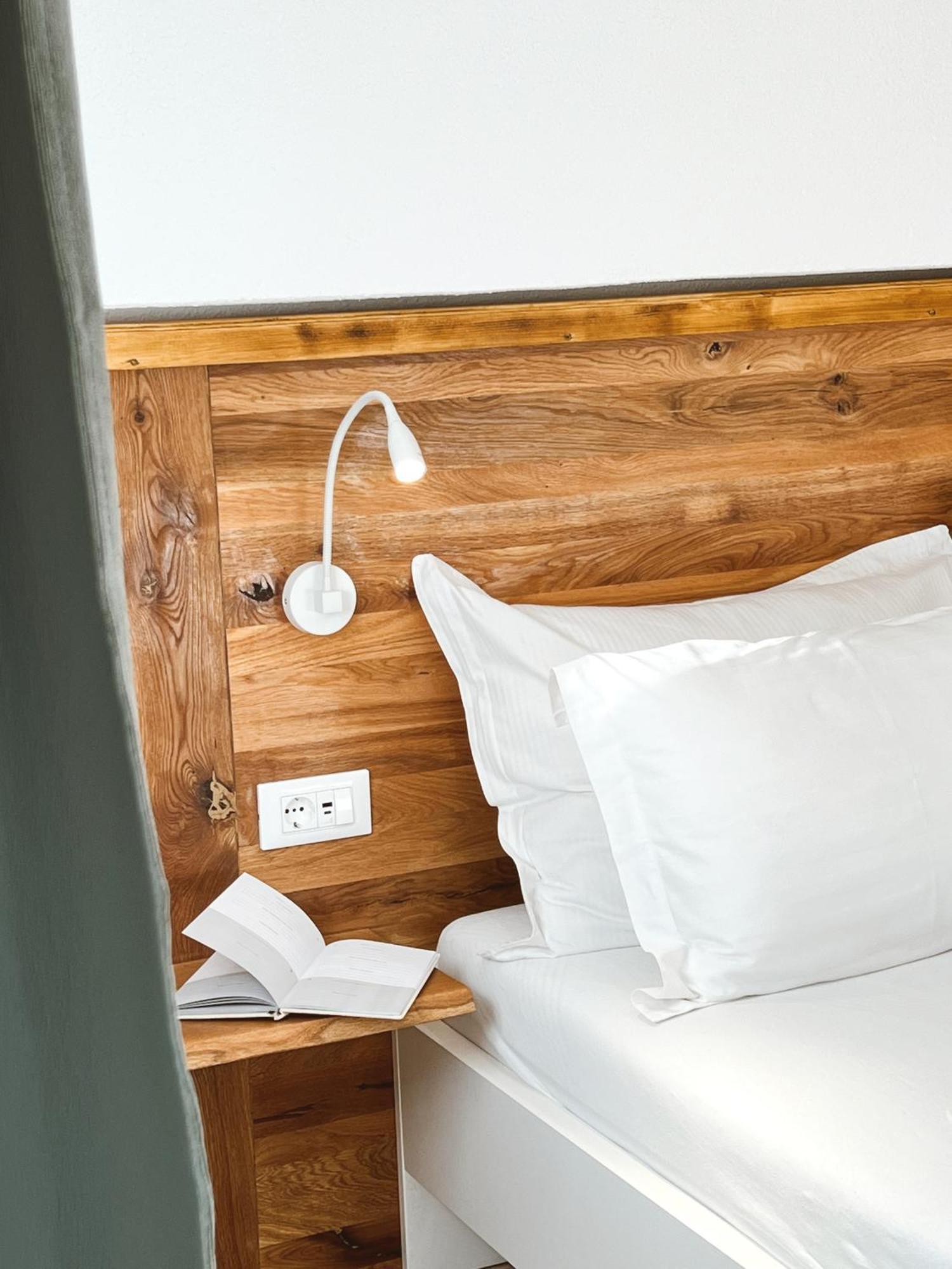 Apartments Coco Хвар Экстерьер фото