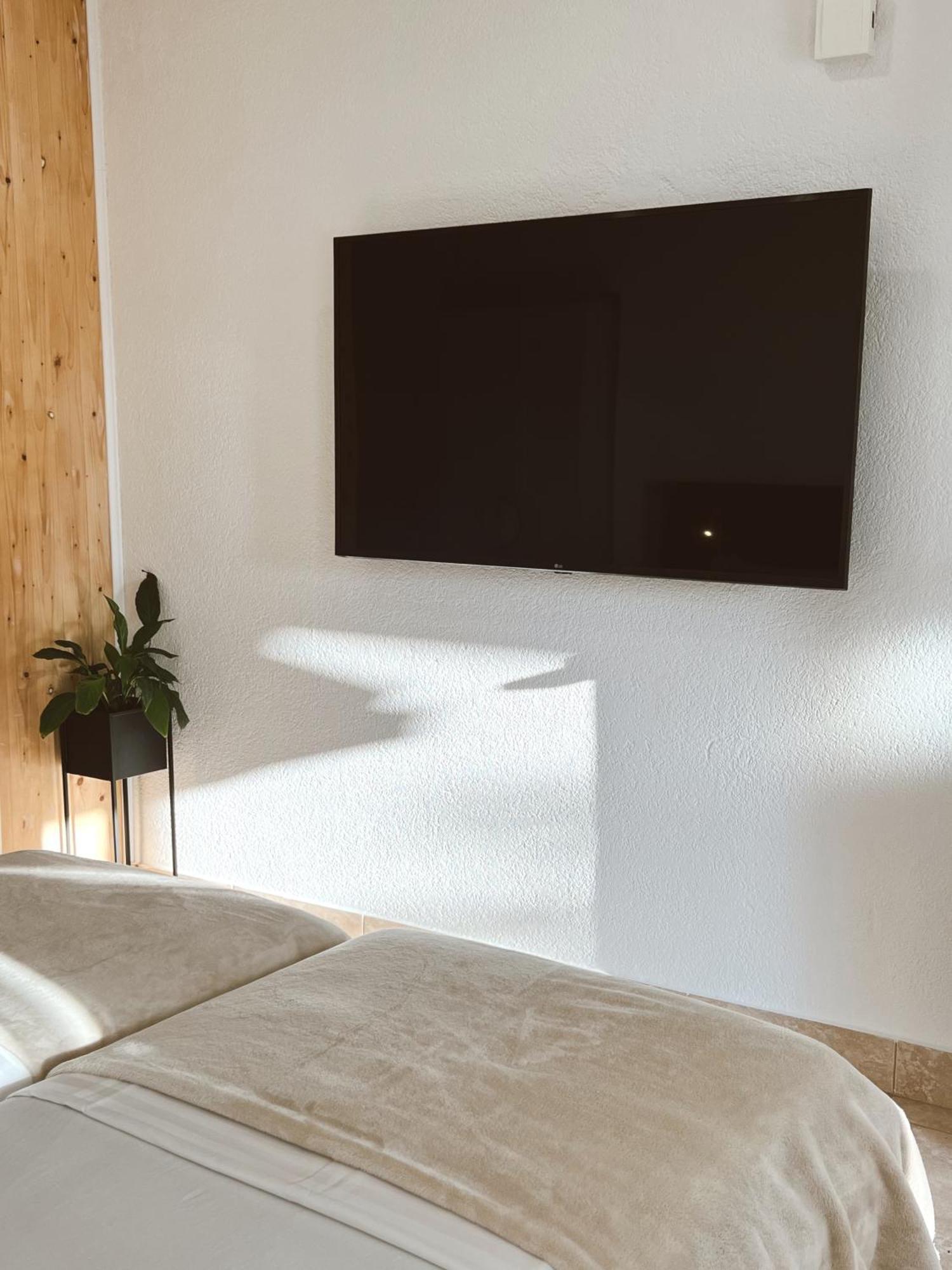 Apartments Coco Хвар Экстерьер фото