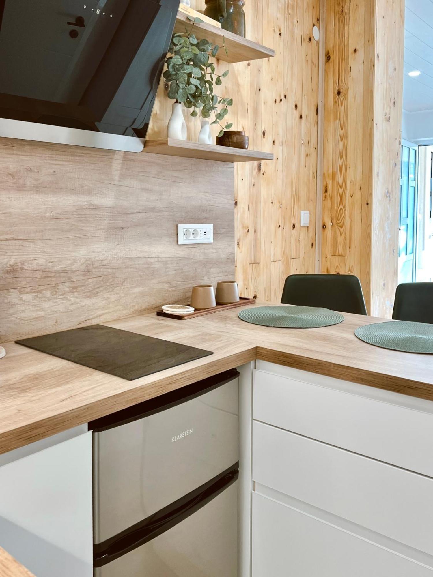 Apartments Coco Хвар Экстерьер фото