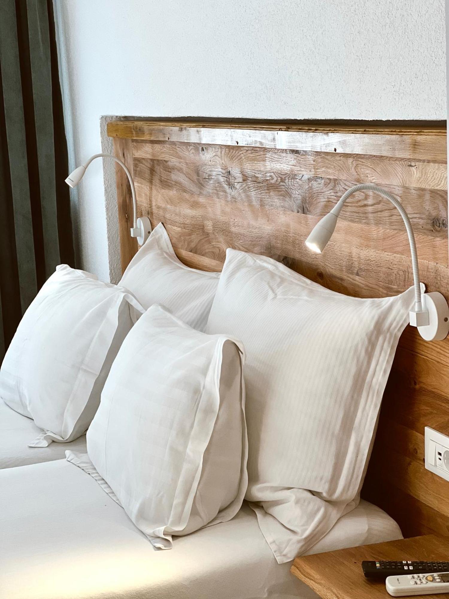 Apartments Coco Хвар Экстерьер фото