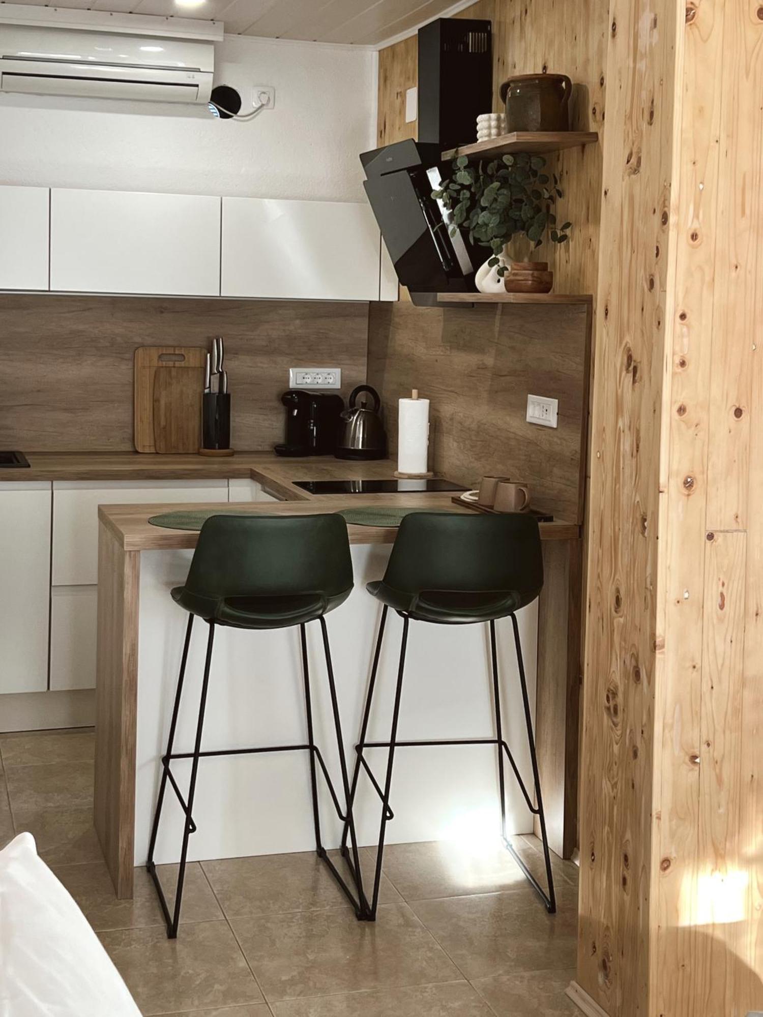 Apartments Coco Хвар Экстерьер фото