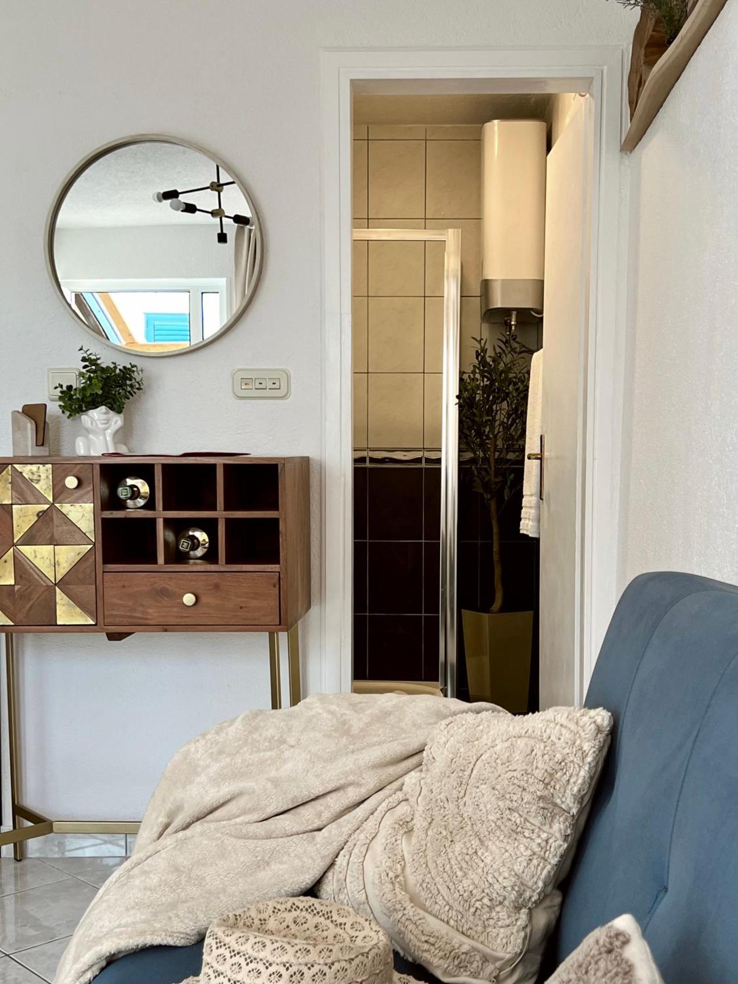 Apartments Coco Хвар Экстерьер фото