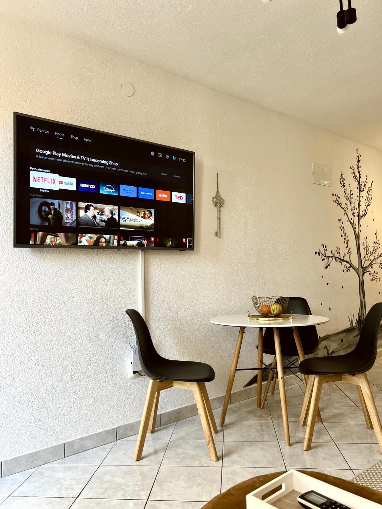 Apartments Coco Хвар Экстерьер фото